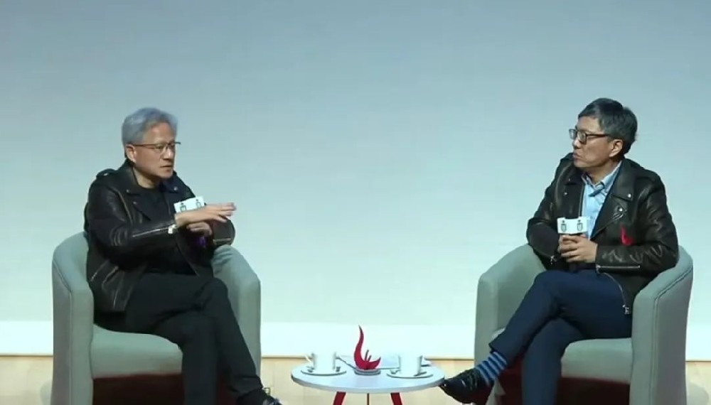 AI For Science Leads the Paradigm Change of University Research